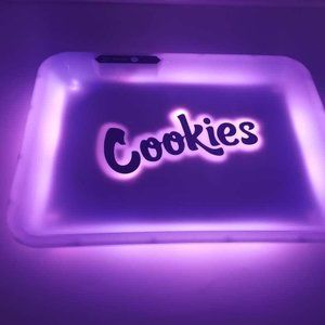 Cookies Purple LED Rolling Tray Glow in Dark, Brand New with Box, USB Charger
